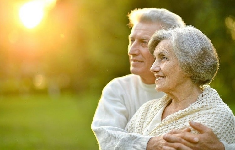 Благополучна старість для літніх людей в пансіонаті «Тепло любих»