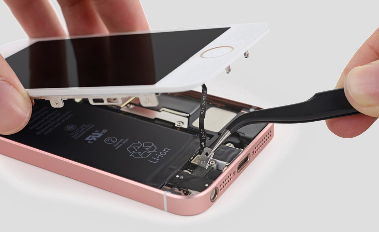 Быстрый и качественный ремонт iPhone 7 в Москве